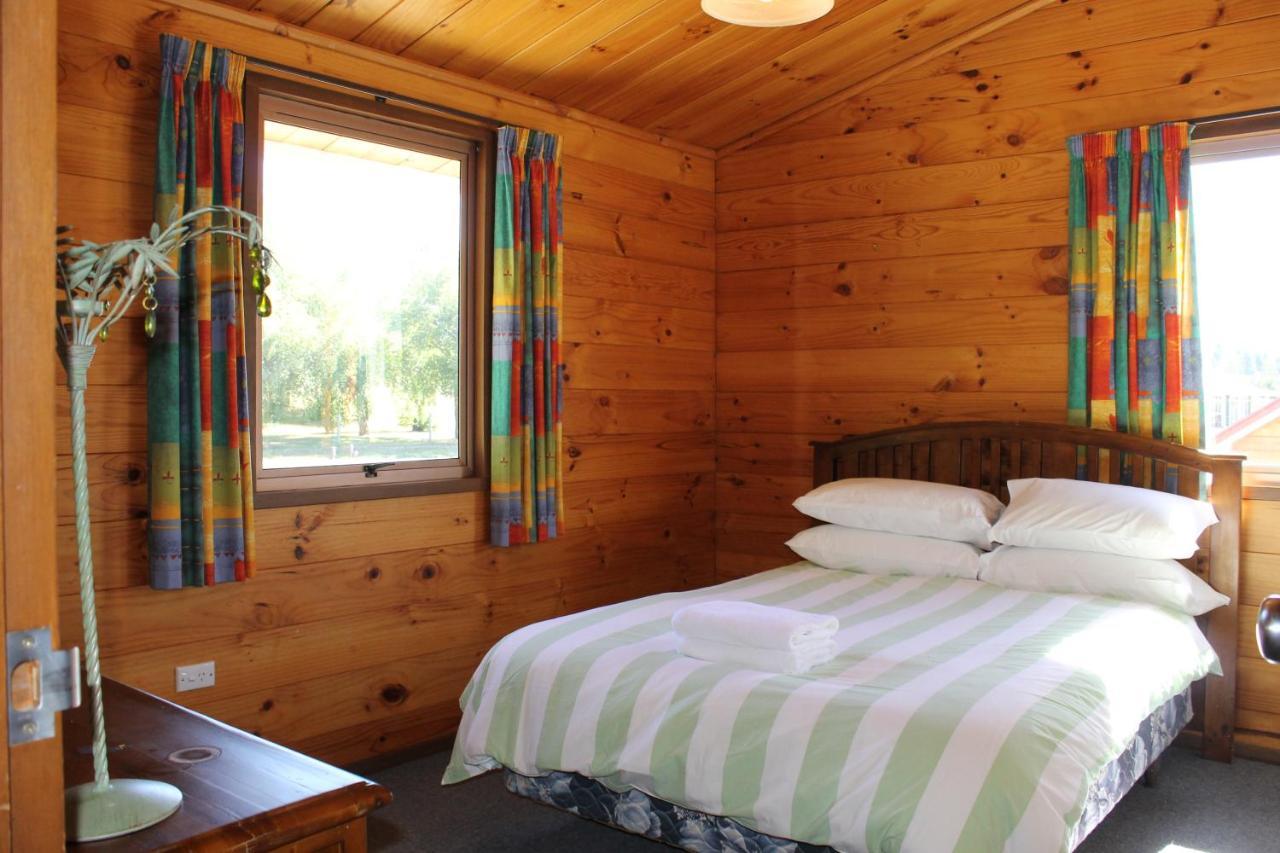 Bills Bach Villa Lake Tekapo Exterior foto