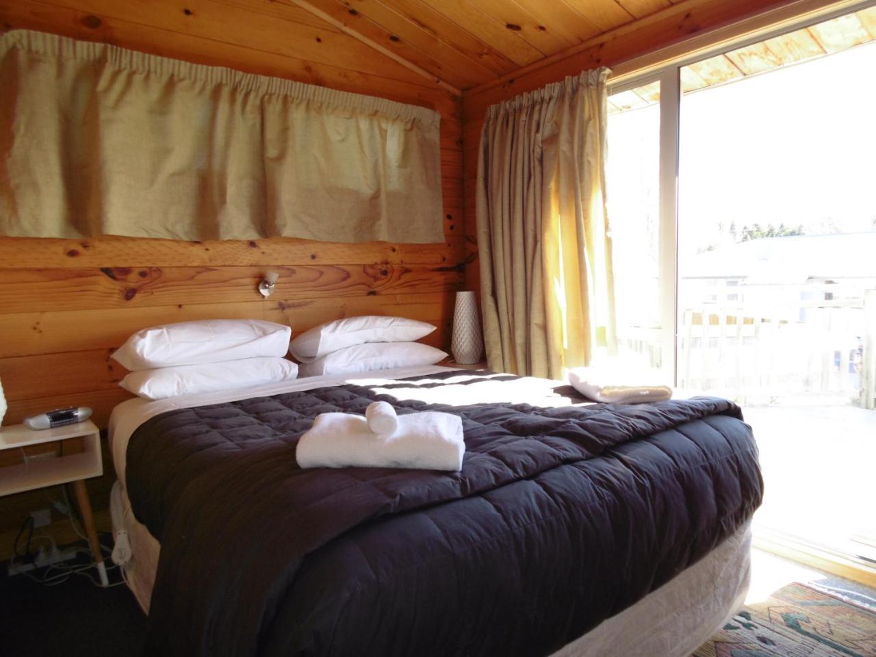 Bills Bach Villa Lake Tekapo Exterior foto